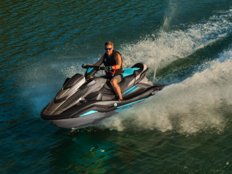 Hire Jet ski with or without skipper Yamaha Panarea