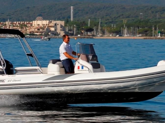 Hire a Bsc 65 Classic Cogolin