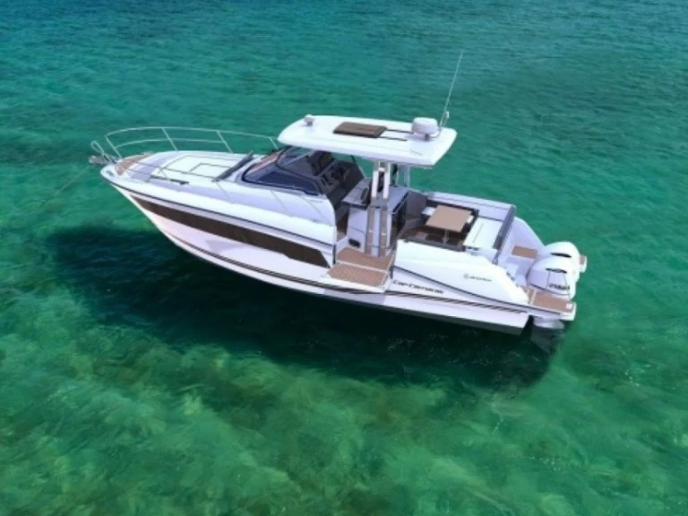 Hire Motorboat Jeanneau with a boat licence