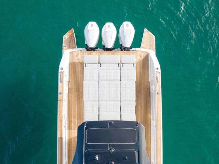 Hire Luxury Yacht with or without skipper Pardo Yachts Beaulieu-sur-Mer