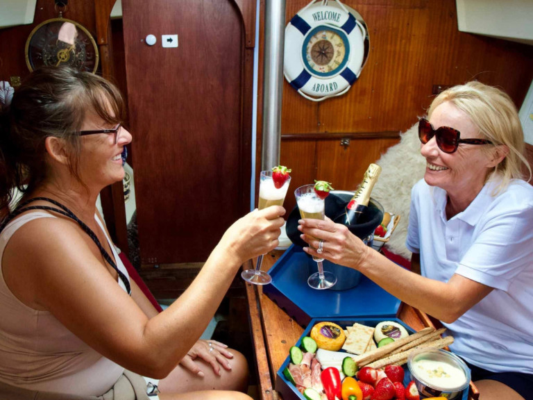 Hire Sailboat with or without skipper Dufour Ferragudo