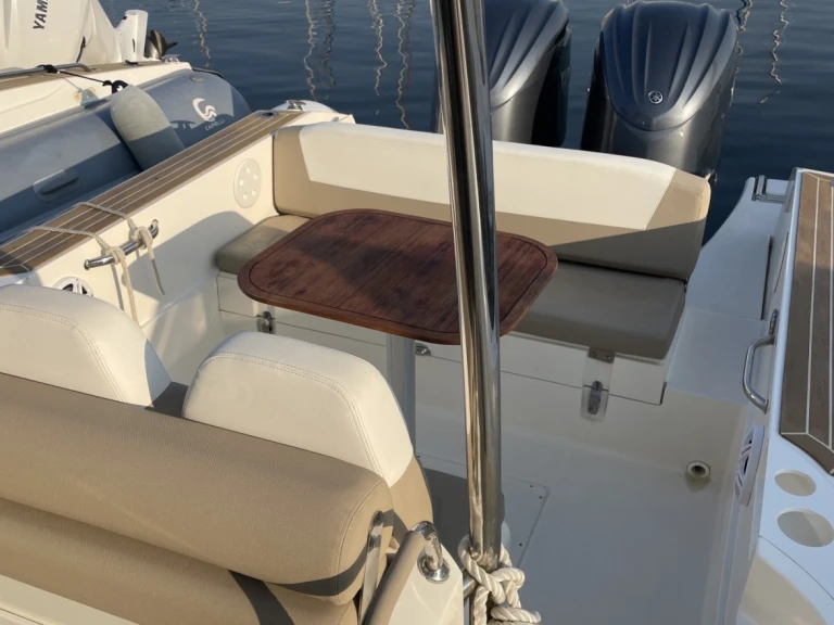 Motorboat hire in Saint-Cyprien-Plage - Quicksilver Activ 605 Open