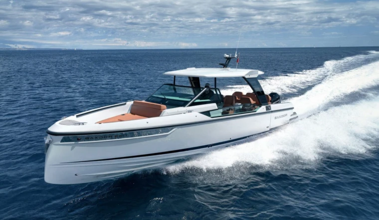 Yacht charter Porto Rotondo - Saxdor Saxdor 320 GT on SamBoat