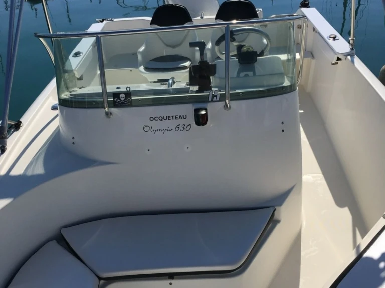 Charter a Ocqueteau Olympio 630 in Mandelieu-la-Napoule on Samboat