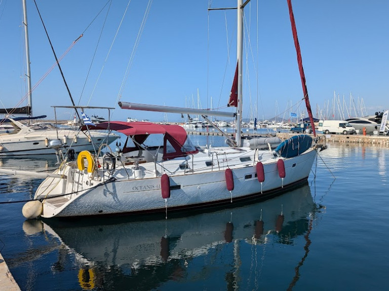 Yacht hire Alimos cheap Oceanis 411 Clipper