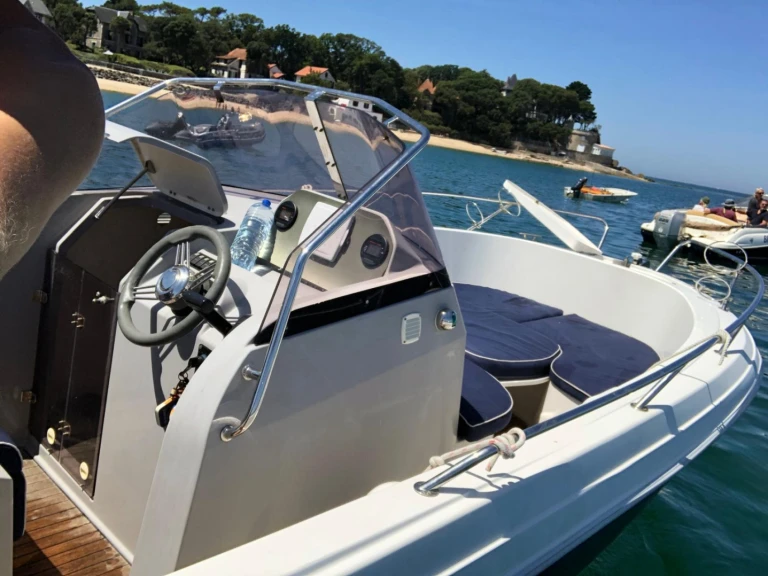 Hire a Pacific Craft Pacific Craft 670 Open Trendy North Shor Noirmoutier-en-l'Île