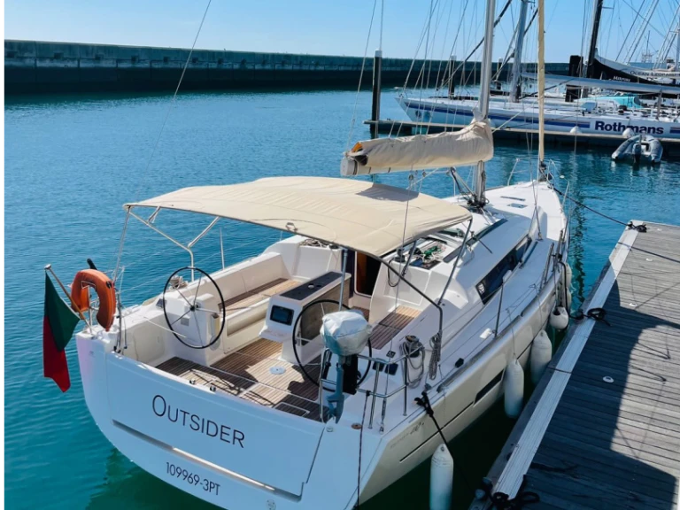 Hire Sailboat Dufour with a boat licence