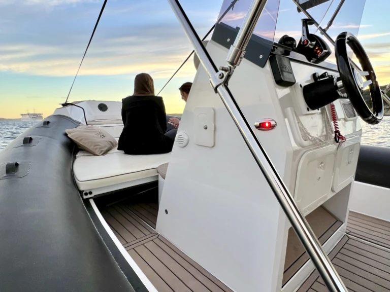 Hire RIB with or without skipper Zenit Split