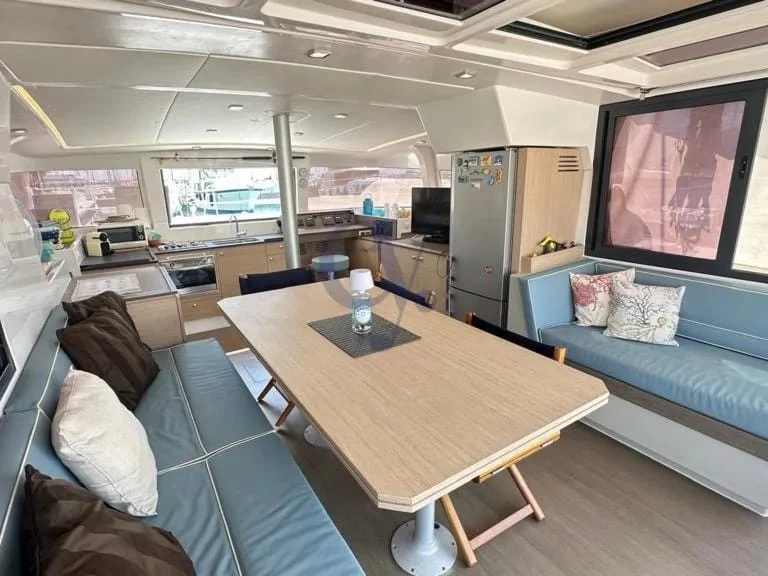 Yacht charter Rimini - Bali Bali 4.0 on SamBoat