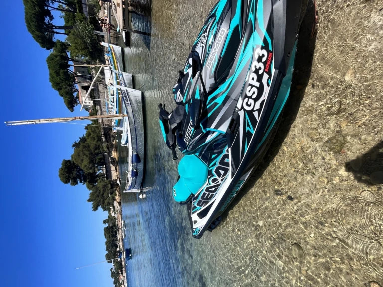 Hire Jet ski Sea-Doo with a boat licence