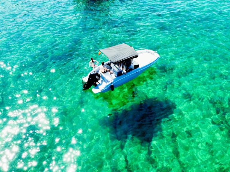 Yacht hire Fornells cheap Open 620