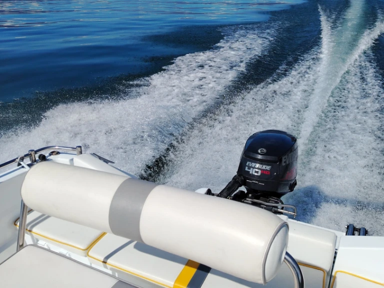 gio mare Gio 160 charter bareboat or skippered in  Leggiuno