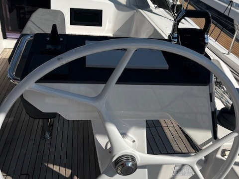 Hire Sailboat with or without skipper Bavaria Marseille