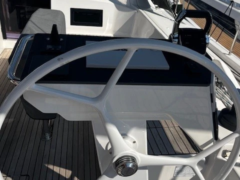 Hire Sailboat with or without skipper Bavaria Marseille