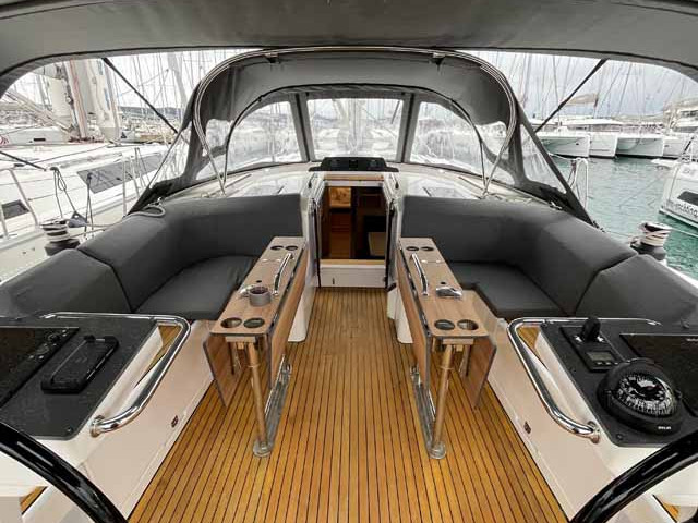 Hire Sailboat with or without skipper Bavaria Biograd na Moru