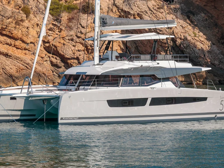 Catamaran to hire Capo d'Orlando at the best price