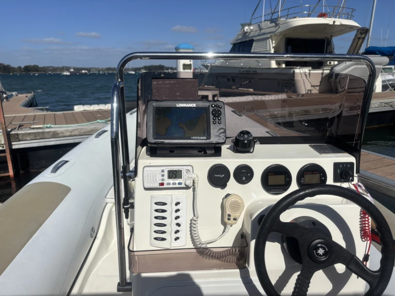 Yacht hire Vannes cheap BSC 50