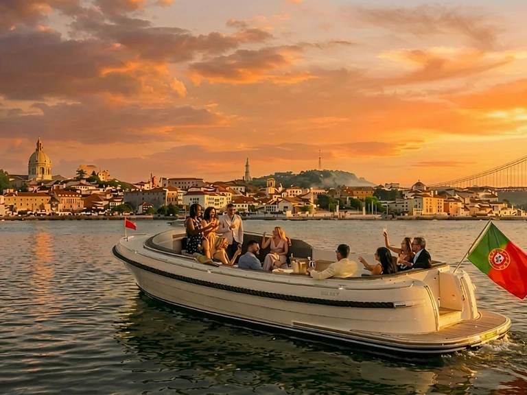 Hire Motorboat Maril with a boat licence