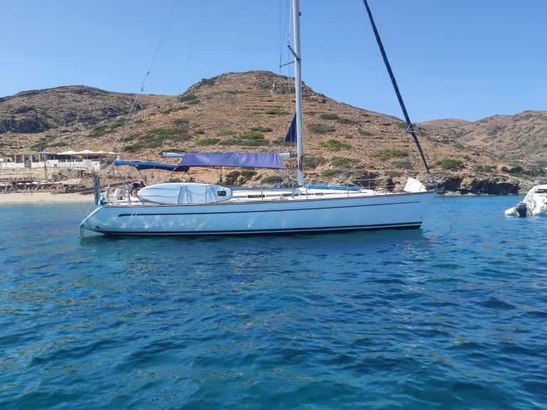 Sailboat hire in Anavyssos - Bavaria Bavaria 44