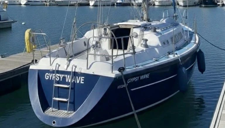 Hire Sailboat Dufour with a boat licence