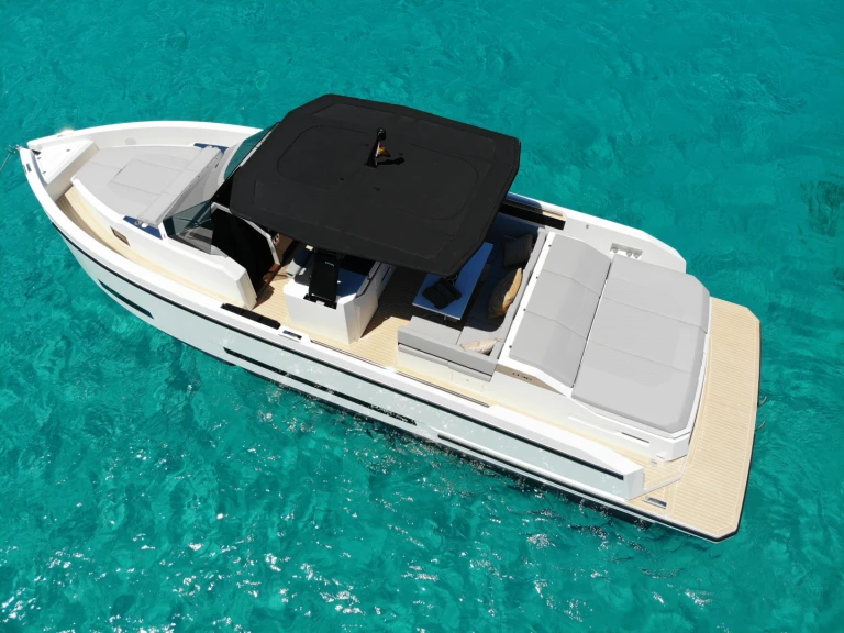 Yacht hire Marina Botafoch cheap d36