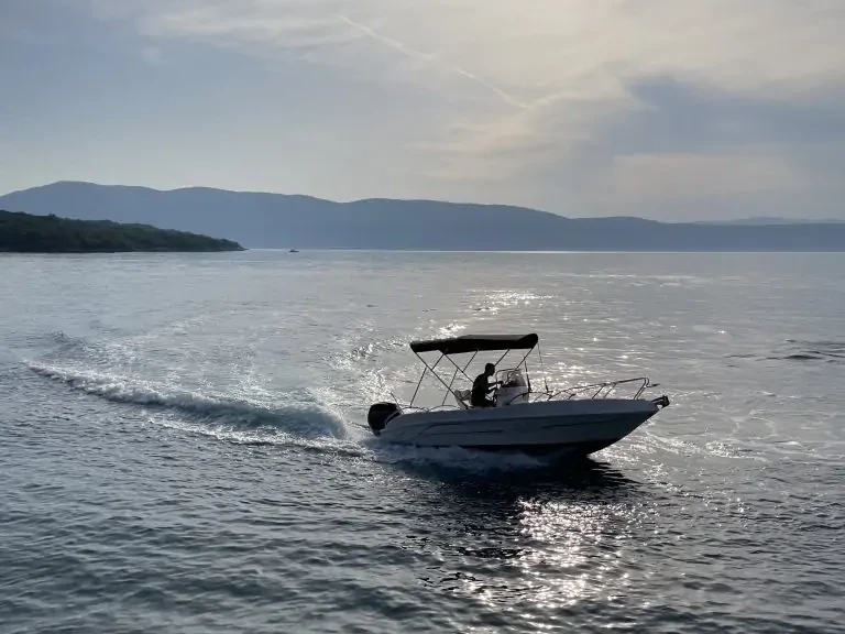 Motorboat hire in Malinska-Dubašnica - Bluline Bluline 19 Ft Open
