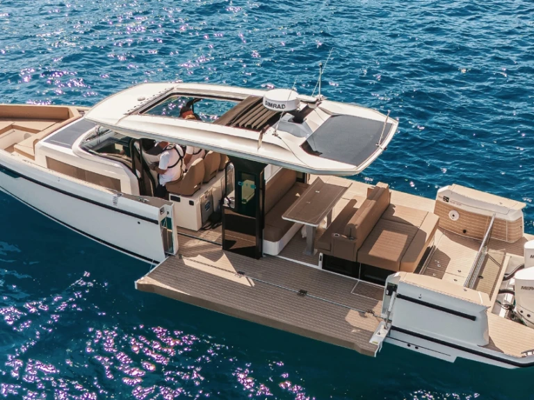 Motorboat hire in Marina Botafoch - Saxdor 400 GTS