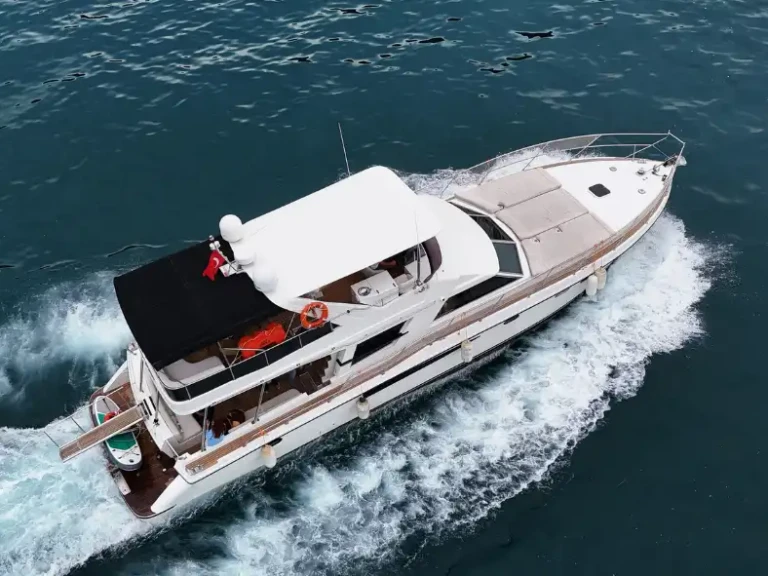 Charter a Custom Made in Antalya (City) on Samboat