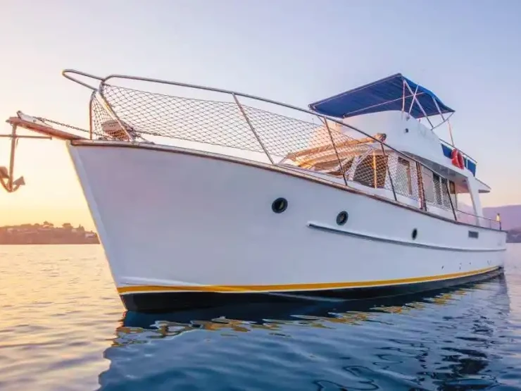 Yacht hire Fethiye cheap Made