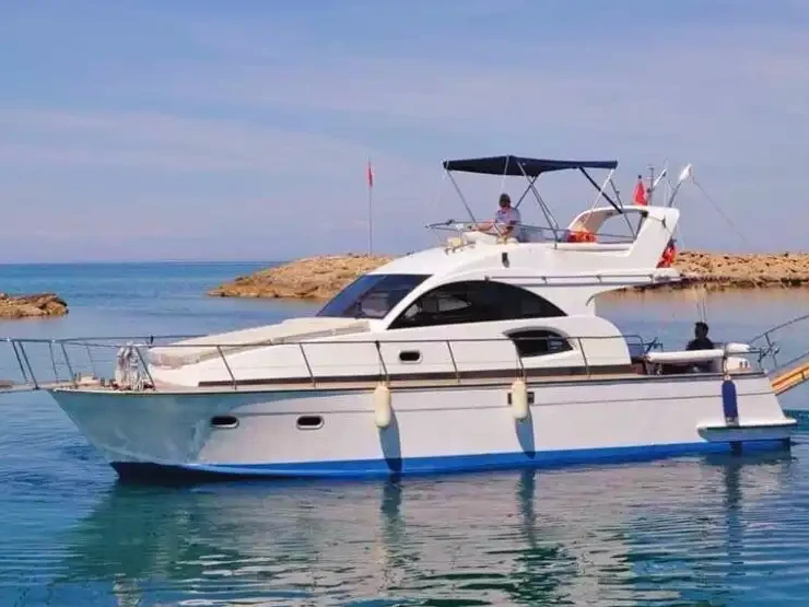 Charter a Custom Made in Side on Samboat