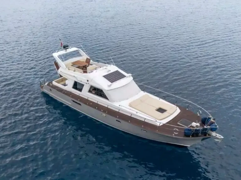 Yacht hire Bodrum cheap Made