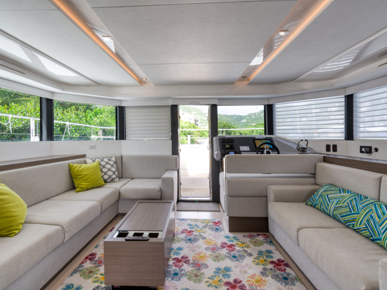 Yacht charter Tortola - Leopard 53 Motor Yacht on SamBoat