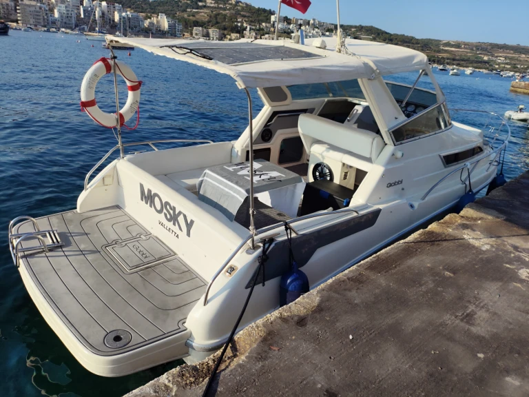 Yacht charter Saint Paul's Bay - Gobbi Gobbi 23 Cabin on SamBoat
