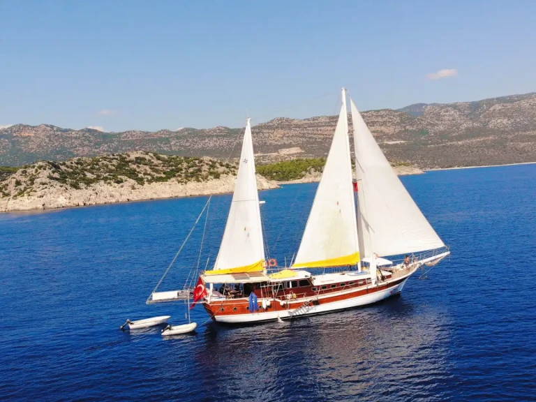 Sailboat to hire Fethiye at the best price
