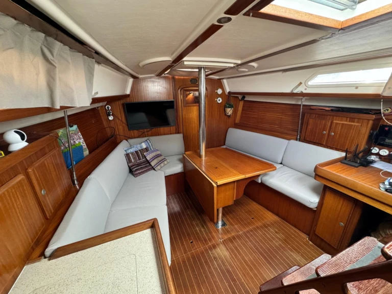 Yacht hire Sitges cheap Dufour 36 CC