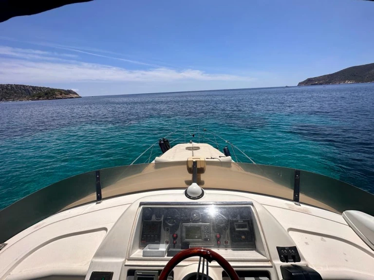 Motorboat to hire Port d'Andratx at the best price
