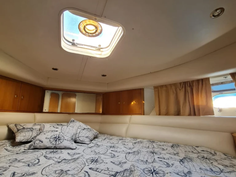 Yacht charter Port d'Andratx - Princess Princess 368 on SamBoat