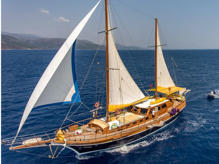 Luxury Yacht to hire Bodrum at the best price