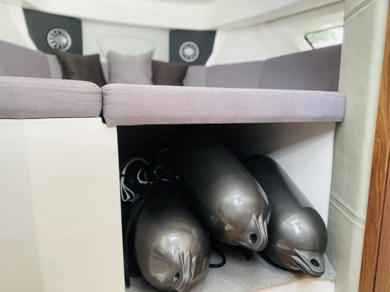 Karnic Karnic SL800 charter bareboat or skippered in  Fleesensee