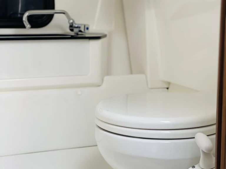 Yacht charter Fleesensee - Karnic Karnic SL 702 on SamBoat