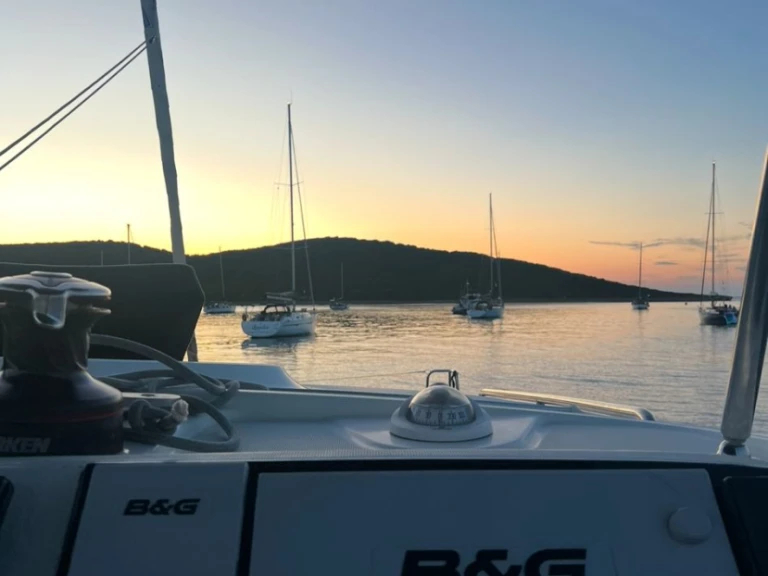 Hire Catamaran with or without skipper Lagoon Porto Rafael