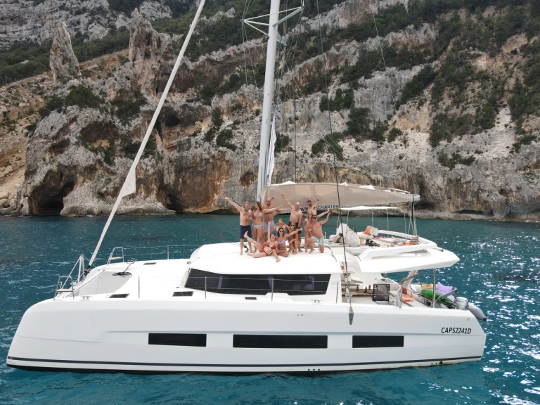 Catamaran to hire Cagliari at the best price