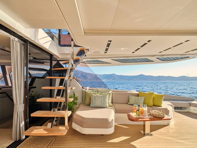 Charter a Fountaine Pajot MAGIC MOMENTS 3 in British Virgin Islands (BVI) on Samboat