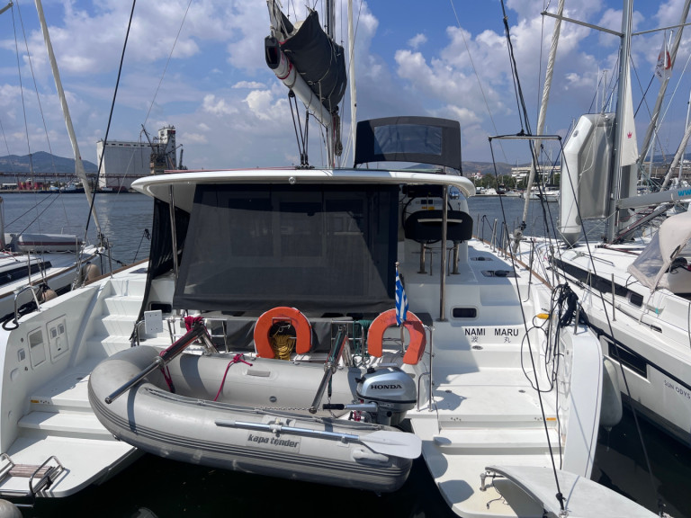 Yacht hire Volos cheap Lagoon 40