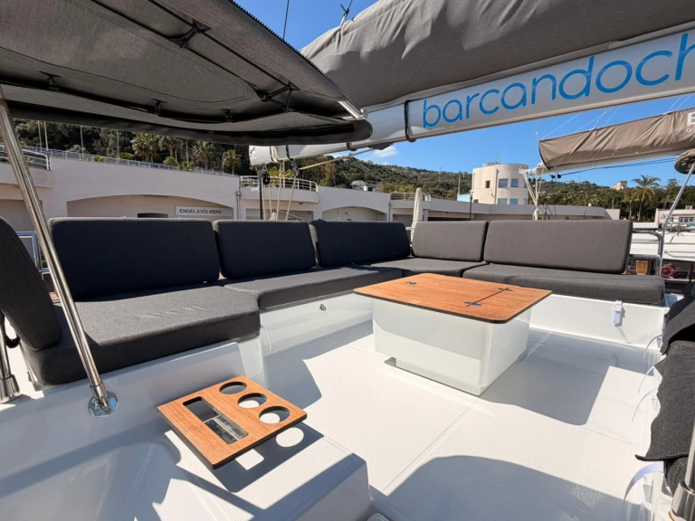 Charter a Fountaine Pajot Elba 45 in Capo d'Orlando on Samboat