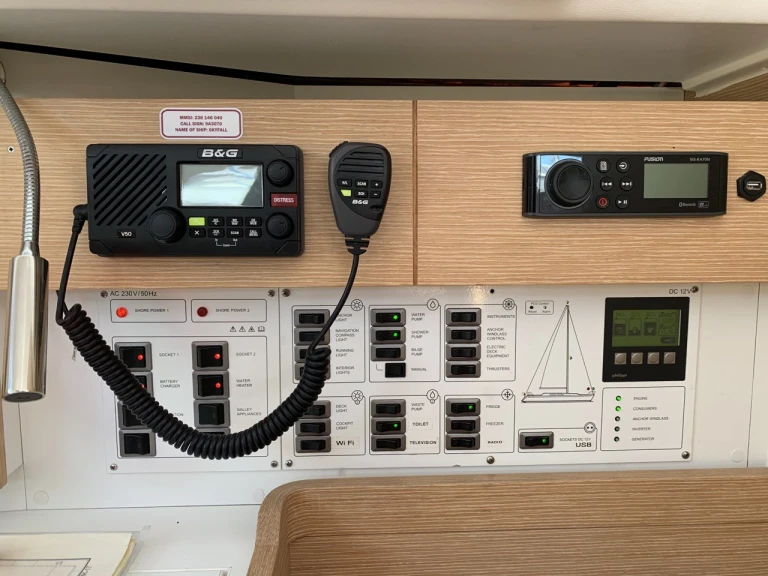 Charter a Elan Impression 45 in Betina on Samboat