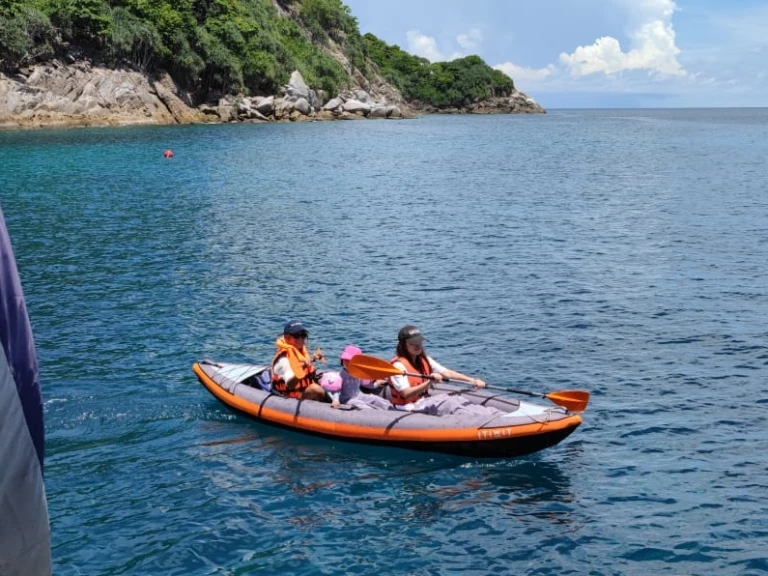 Yacht hire Mai Khao cheap Motoryacht Maha Bhetra