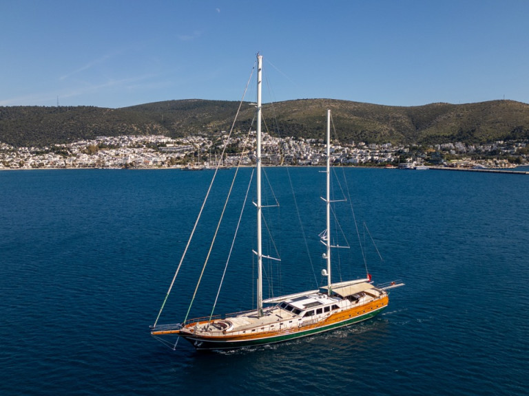 Hire a Unknown Carpediem 5 Bodrum