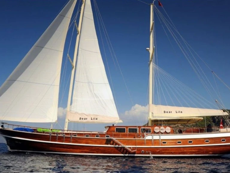 Sailboat to hire Fethiye at the best price