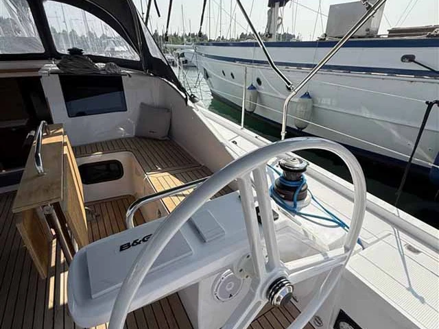 Sailboat hire in Portorož - Elan Impression 45